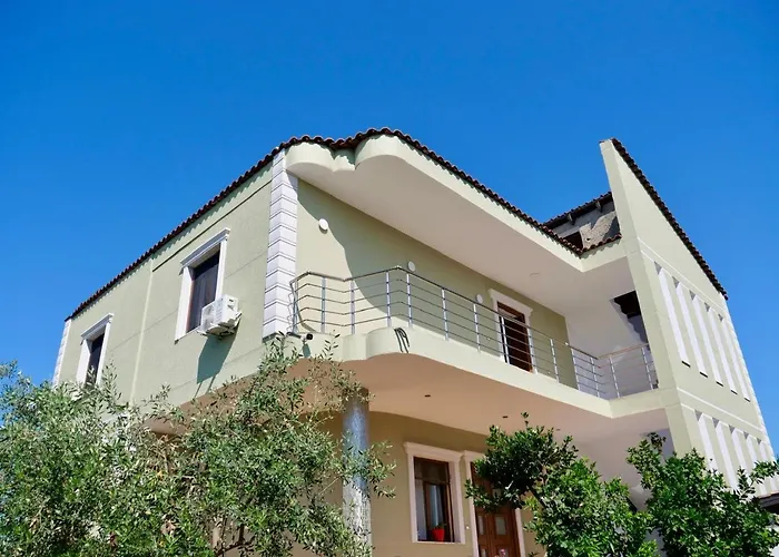 Sweet Spot For Couples Bed & Breakfast Kamez